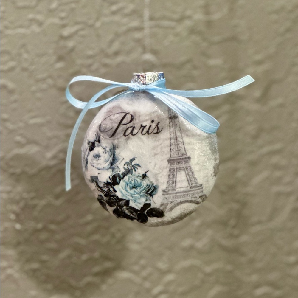 Hand-Crafted Parisian Vintage-Style Glass Ornament Eiffel Tower